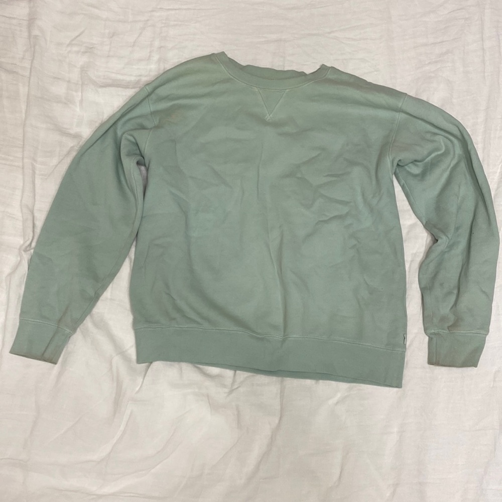 aritzia sweatshirt